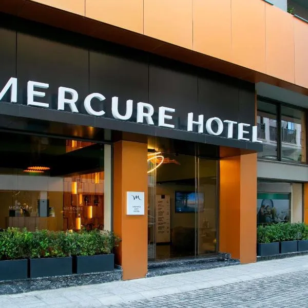 Mercure Larnaca Finikoudes Beach, hotel v destinaci Larnaka