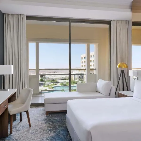 Mövenpick Hotel Waad Al Shamal، فندق في طريف