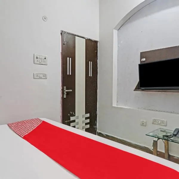 Hotel O APM INN, ξενοδοχείο σε Chinhat