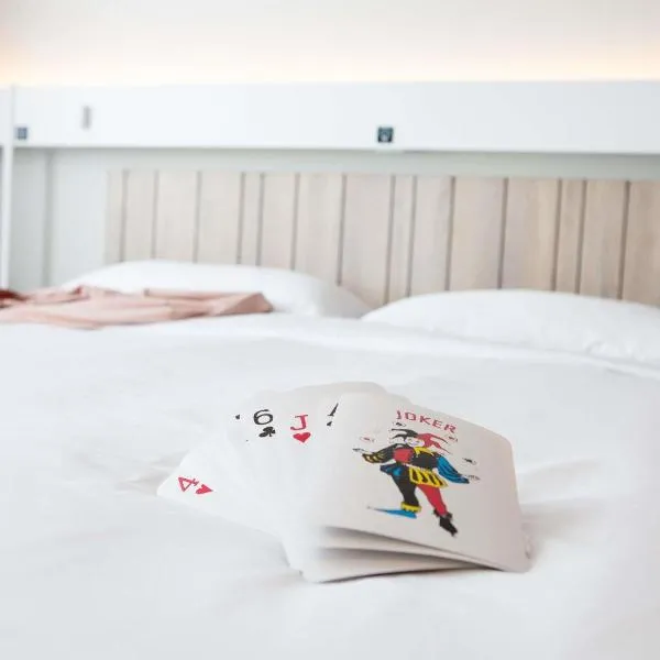 ibis Hotel Berlin Airport, hotel di Berlin