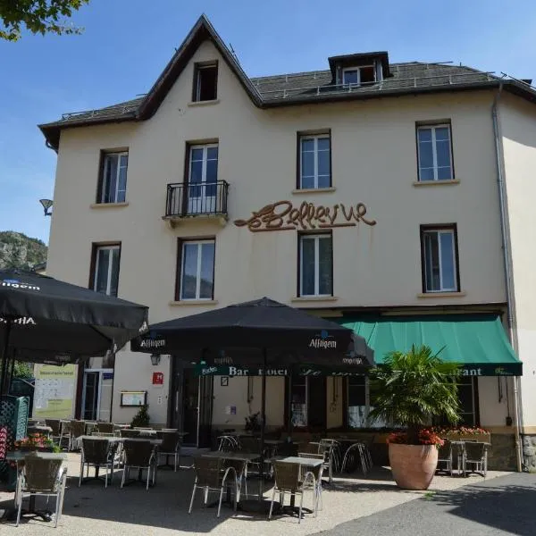 Hôtel Le Bellevue, hotel v destinácii Ax-les-Thermes