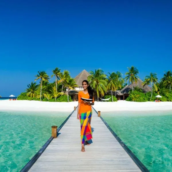 V Villas Maldives at Mirihi - MGallery Collection, khách sạn ở Mandhoo