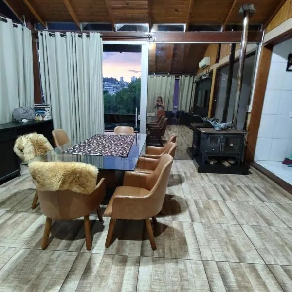 Bento Gonçalves Bairro Progresso Casa ampla 3 quartos, hotel in Bento Gonçalves