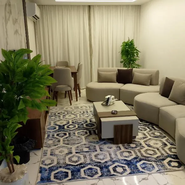 شقه فندقيه رائعه امام مول سيتى ستارز, Hotel in Kairo