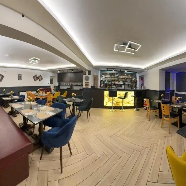 The Gatwick White House Hotel, hotell Horley's