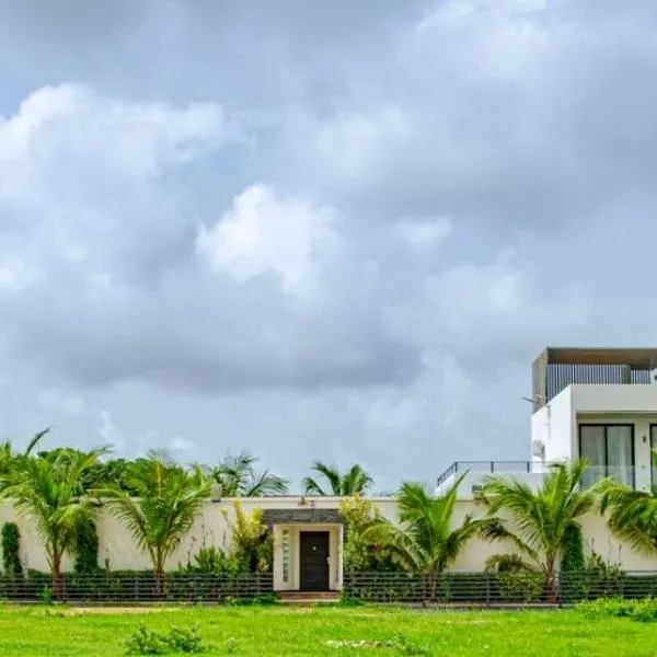 Villa Complexe Luxueux Saly-Malikunda: Saly Portudal şehrinde bir otel