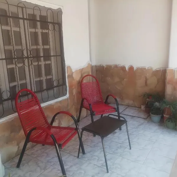 Miraflores 2- Calor de Hogar, hotel in Asuncion