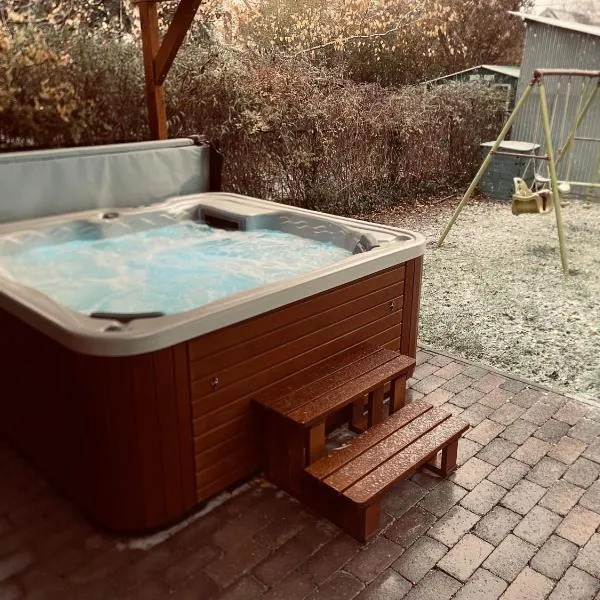 Vadszőlő Apartman, hotel in Balatonmáriafürdő