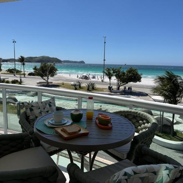 Apto Beira Mar Pé na Areia - 4 quartos - Praia do Forte - Cabo Frio - Alto Padrão