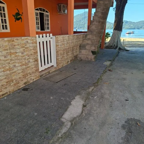 Casa Pé na Areia, hotel in Angra dos Reis
