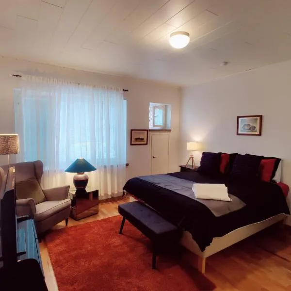 Cozy Nordic Studio in the Heart of Helsinki, hôtel à Helsinki