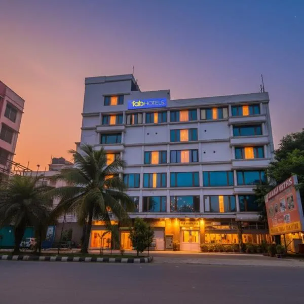 FabHotel Raj Darbar，位于Salua的酒店