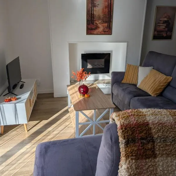 Gite de campagne avec SPA privatif, hotel in Saint-Sauvant