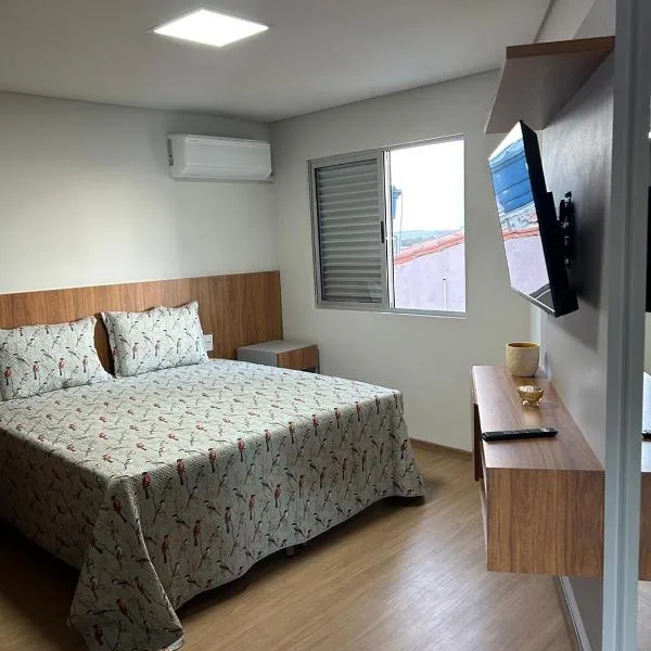 Kitnet cobertura Centro Bom Despacho、Bom Despachoのホテル