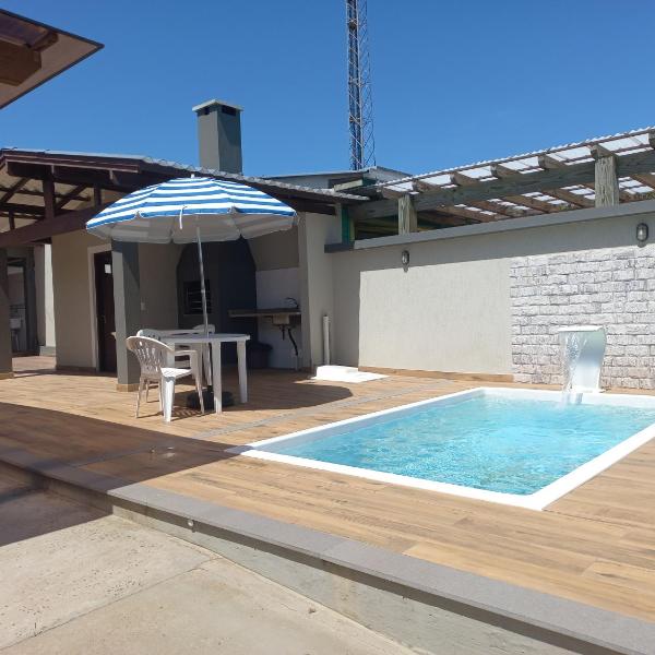 Casa com piscina, Ar condicionado, Pertinho Do Mar Em Capão Da Canoa - Foto 5