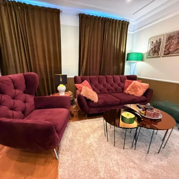 Whisperwood Apartment, hotel i Colnrade