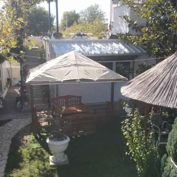 Velipoje Beach Villa - Perfect for large groups: Velipoja şehrinde bir otel