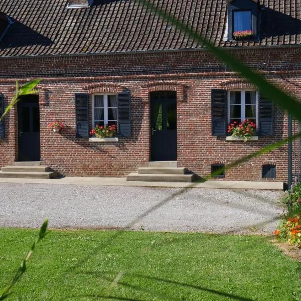 Chambres d'hôtes La Ferme du Scardon, hotel em Neufmoulin