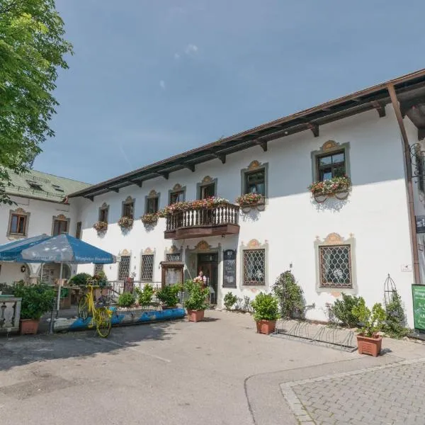 Hotel Alter Wirt, hotel din Feldkirchen-Westerham