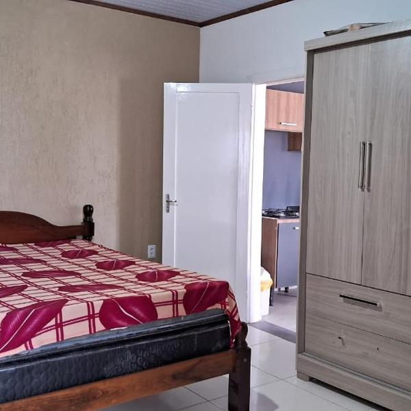Casa com piscina e pátio grande - Foto 2