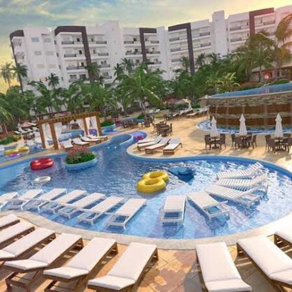 Paradise of Hot Waters Lagoa Park Resort - Foto 4