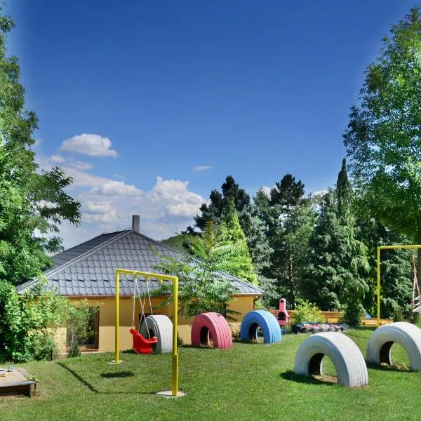 Areal Hradišek, hotel i Klobouky u Brna