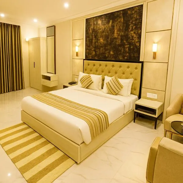 HOTEL APPLE PARK Near Terminal 3 Delhi Airport With- Free Airport Pickup, hotel in New Delhi