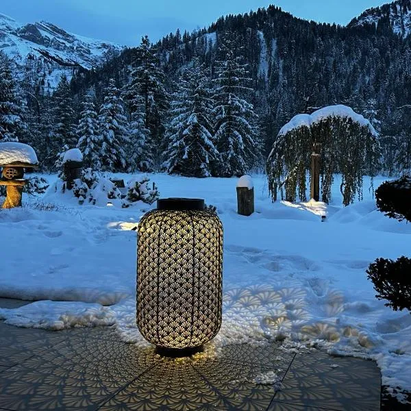 ALPENGARTEN EIGENTHAL - Private Wellness Retreat，艾根塔爾的飯店