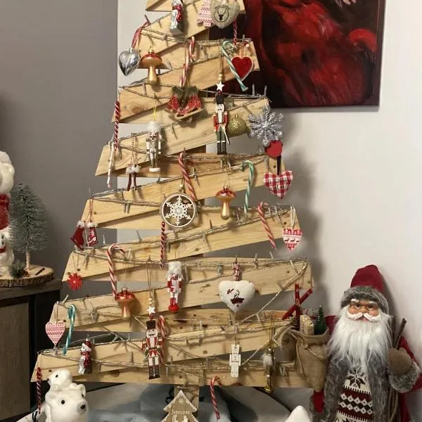 Mallo's Lodge avec Parking GRATUIT et 2 balcons，位于科尔马的酒店