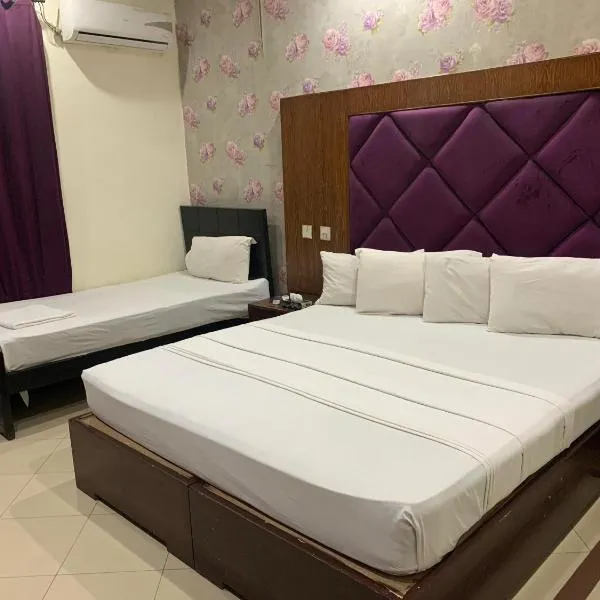 Hotel Pak Continental Multan, hotel v destinaci Multan