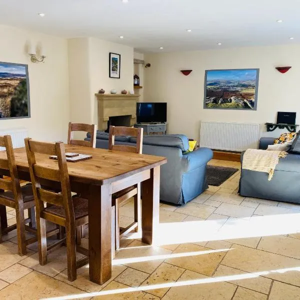 Hollow Brook Cottage A Quiet Peak District Stay Surrounded by Nature Grown-Ups Only, hotel din Eyam