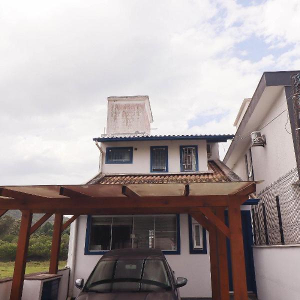 Excelente casa com 2 dormitórios - DC01J