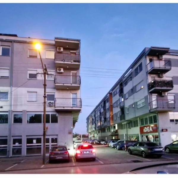 Apartman IDEA、ズレニャニンのホテル