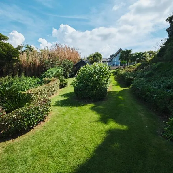 Monterey House by SANA, hôtel à Tateyama