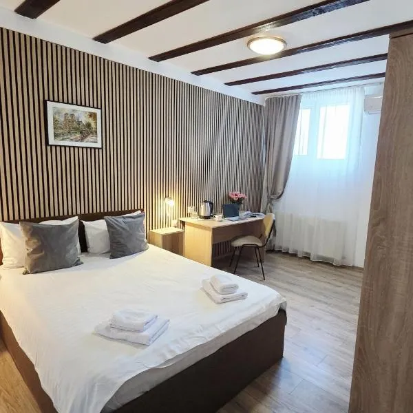 Confort INN, hotel v destinaci Otopeni