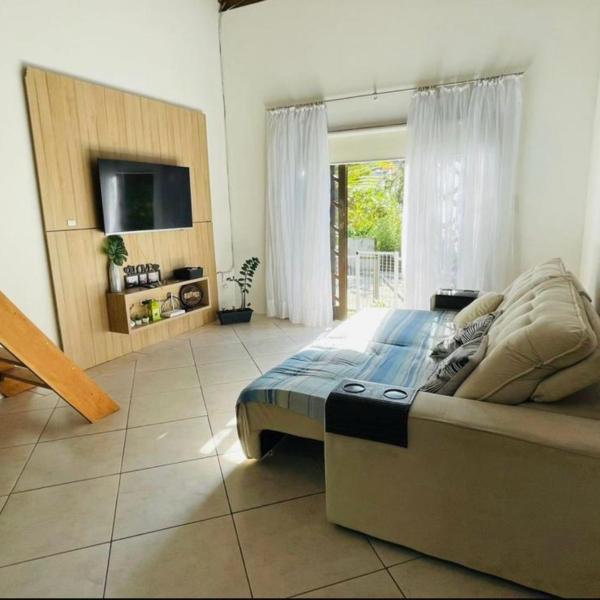 CASA NO CENTRO DE BOMBINHAS COM PISCINA E QUINTAL PRIVATIVO com vista para mata - Foto 2