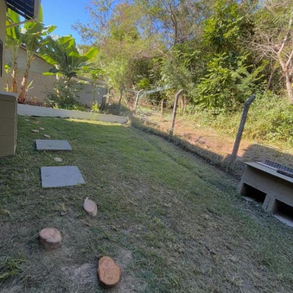 CASA NO CENTRO DE BOMBINHAS COM PISCINA E QUINTAL PRIVATIVO com vista para mata - Foto 3
