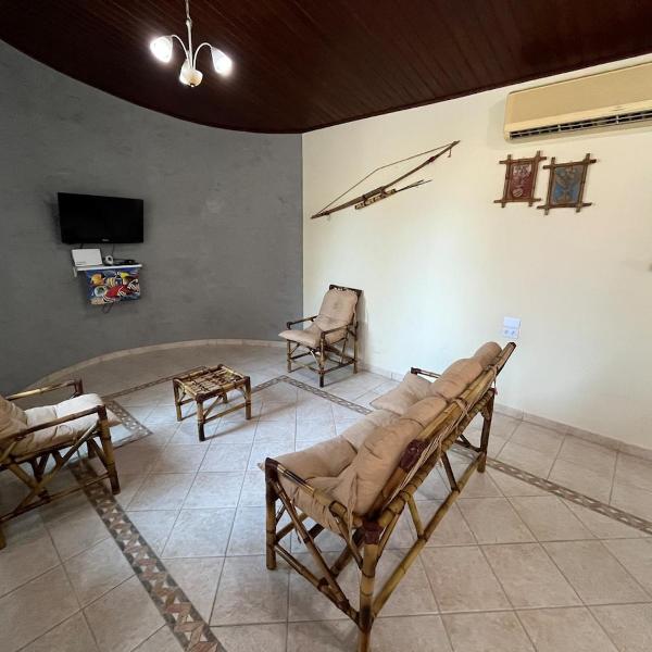 Casa 100m da Praia do Lázaro com Ar cond e 3 suites - Foto 5