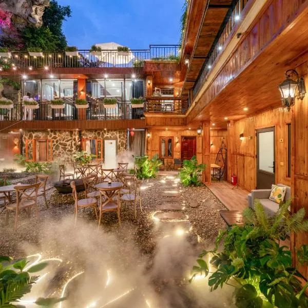 Favos Ninh Binh Hotel & Villas, hotel v destinaci Vũ Lâm