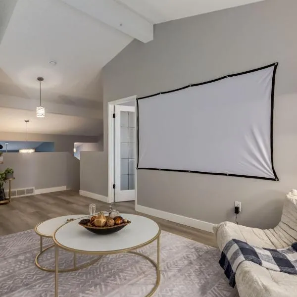 Casablanca - 3 BR Family & Game Haven, hotel en Calgary