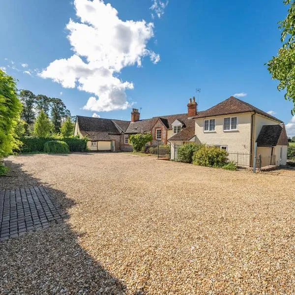 Cleaver Cottage, hótel í Andover