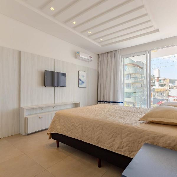 Cobertura Duplex com Hidro a 20m da Praia de Bombas - Foto 2