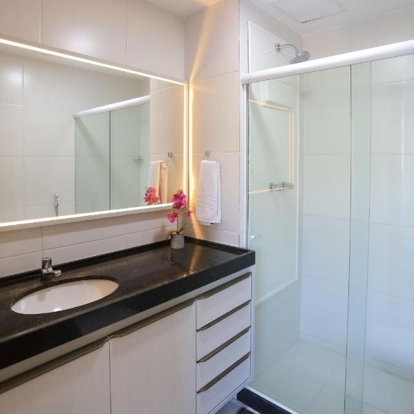 Flat LIPE MURO ALTO lindo e equipado a poucos metros da praia localizado em condomínio clube completo perfeito para a família - Foto 3