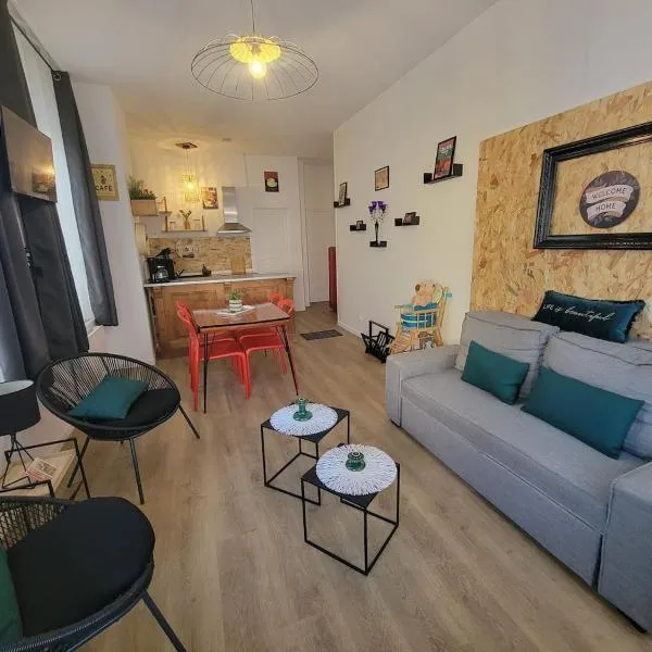 Le plein centre rez de chaussee au cœur de Calais, hotel din Calais