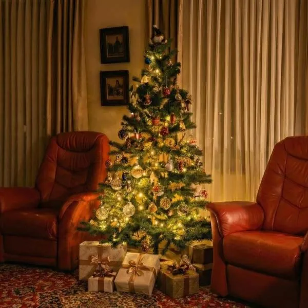 Augsburg में, होटल NEU - 4 Zimmer, 4 Betten, 5 Min zum HBF, Terrasse, 160qm