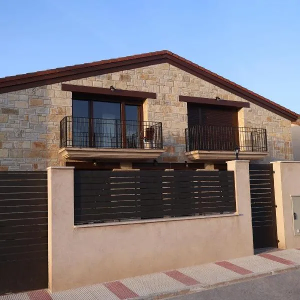 Villa Rural Puerta del Gallo, hotel u gradu 'Molina de Aragón'