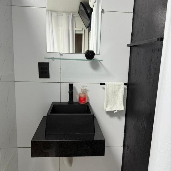 Suíte confortável localização privilegiada - Foto 3