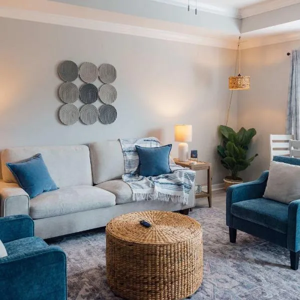 Spacious 3 Bed Condo Near ETSU, хотел в Джонсън Сити