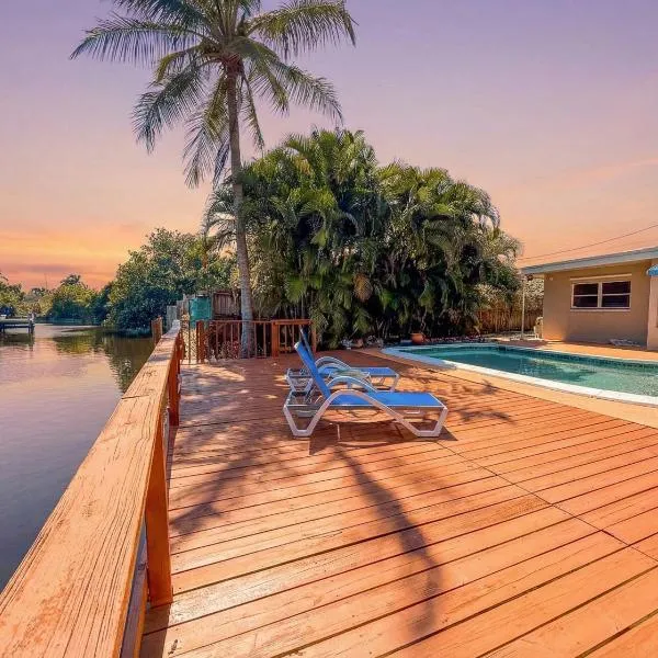 Private Pool Home Canal Views Waterfront Deck, hotel en Fort Lauderdale