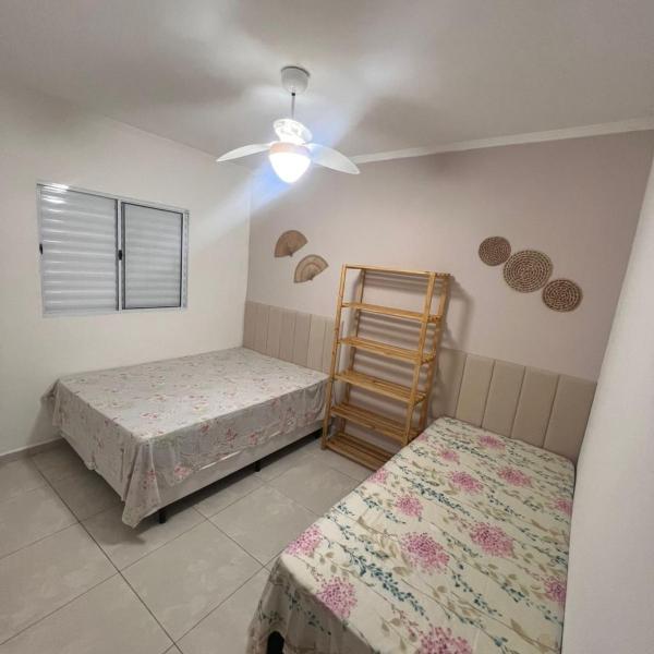 Casa Aconchegante em Itanhaem- Piscina e Churrasqueira 10 pessoas - Foto 2